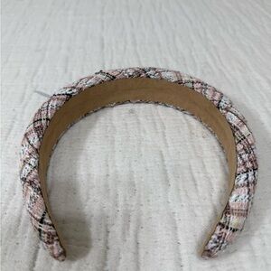 Elegant Checkered Headband in Pink and Brown